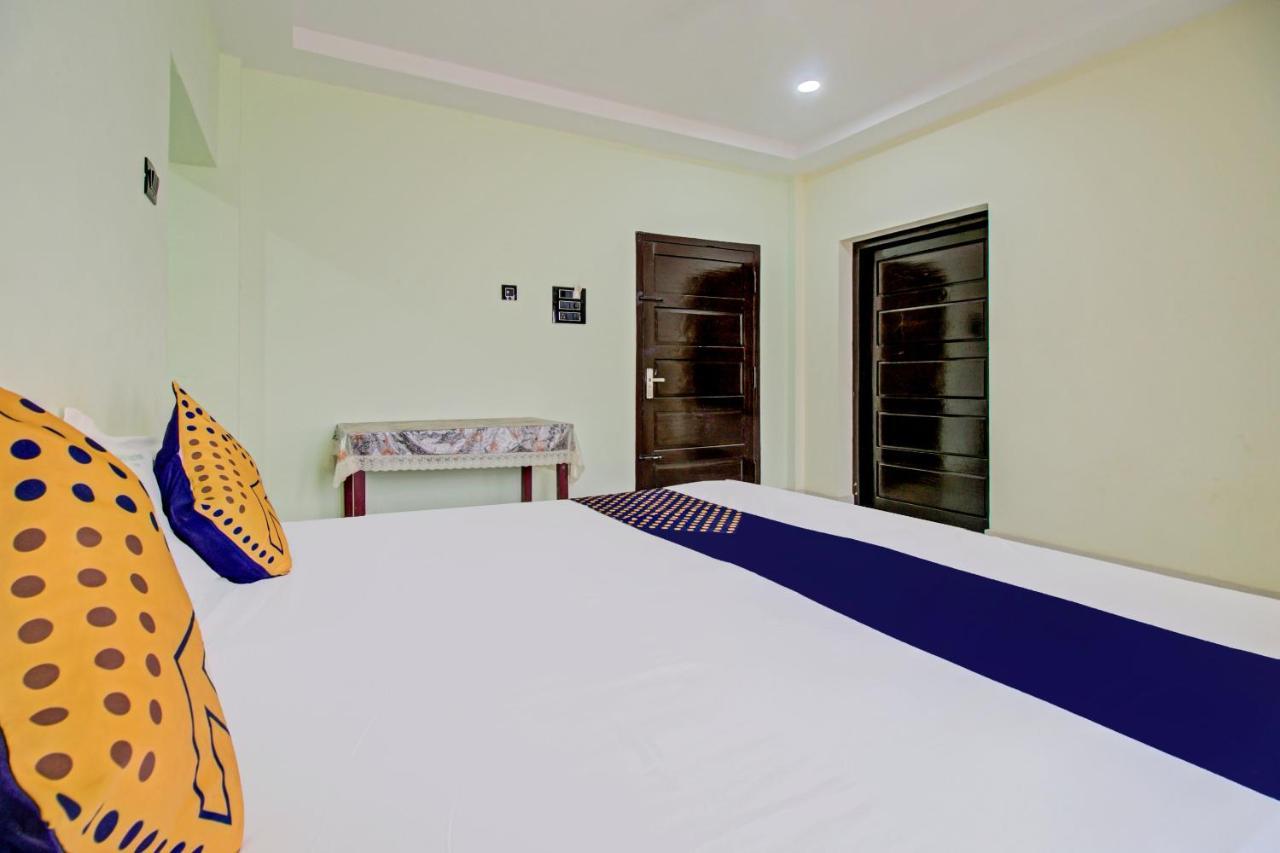 สปอต ออน 73862 ชายา ทัวริสต์โฮม Hotel วาร์คาลา ภายนอก รูปภาพ