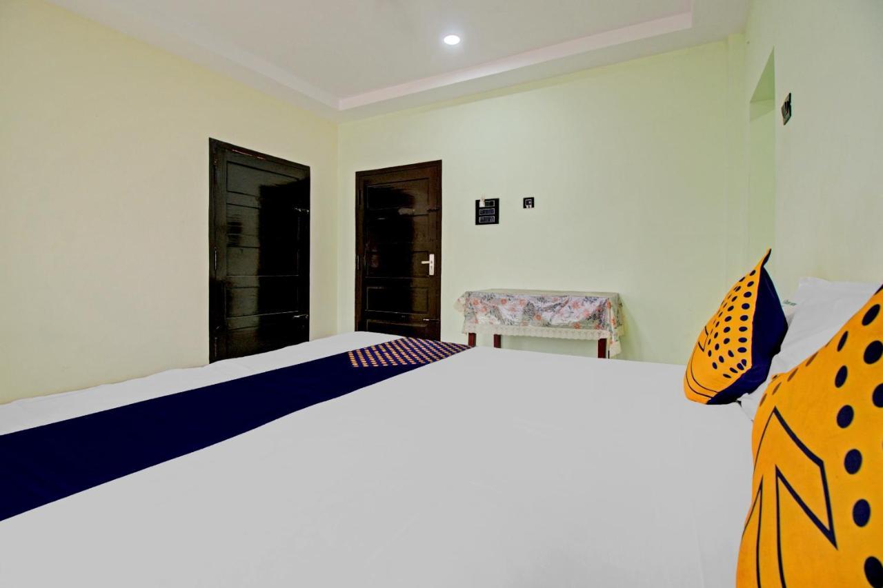 สปอต ออน 73862 ชายา ทัวริสต์โฮม Hotel วาร์คาลา ภายนอก รูปภาพ
