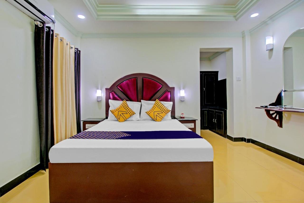 สปอต ออน 73862 ชายา ทัวริสต์โฮม Hotel วาร์คาลา ภายนอก รูปภาพ